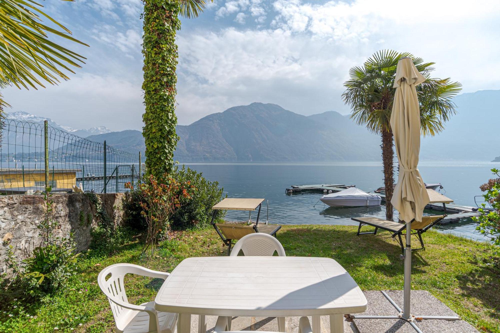 Casetta Al Lago Mezzegra Exterior foto